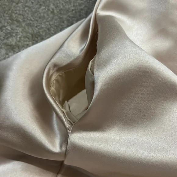 HOMECOMING 2024!!! Satin Dress with Pockets - Picture 5 of 8